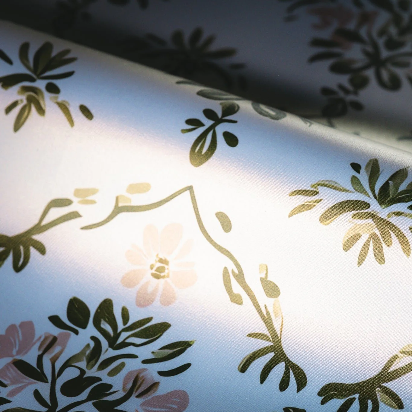 Timeless Trellis Wallpaper - Image 6
